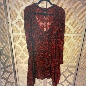 Elegant Long Sleeve Red Paisley Dress